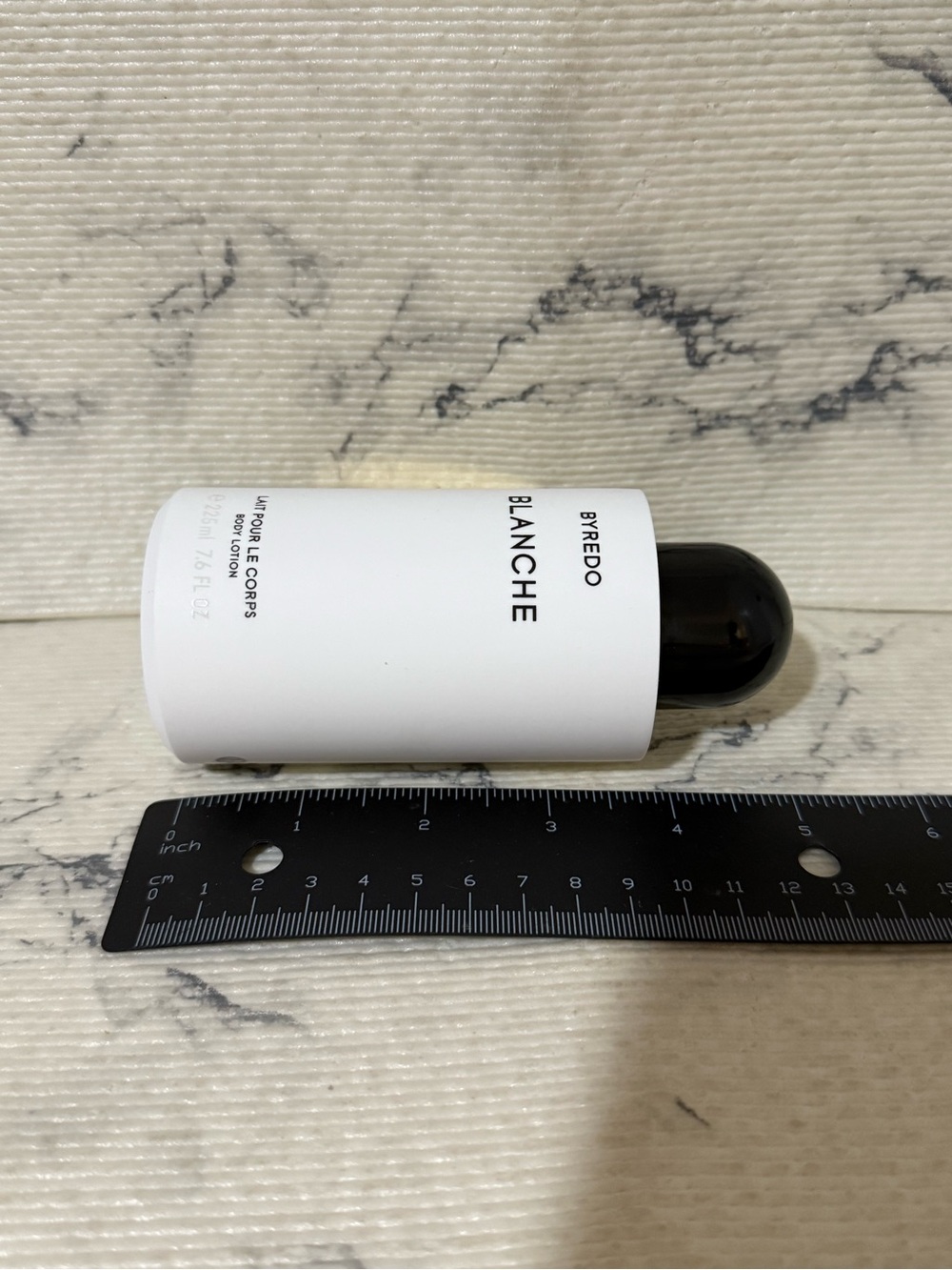 Byredo Blanche Body Lotion (with separate pump) - Picture 6 of 8